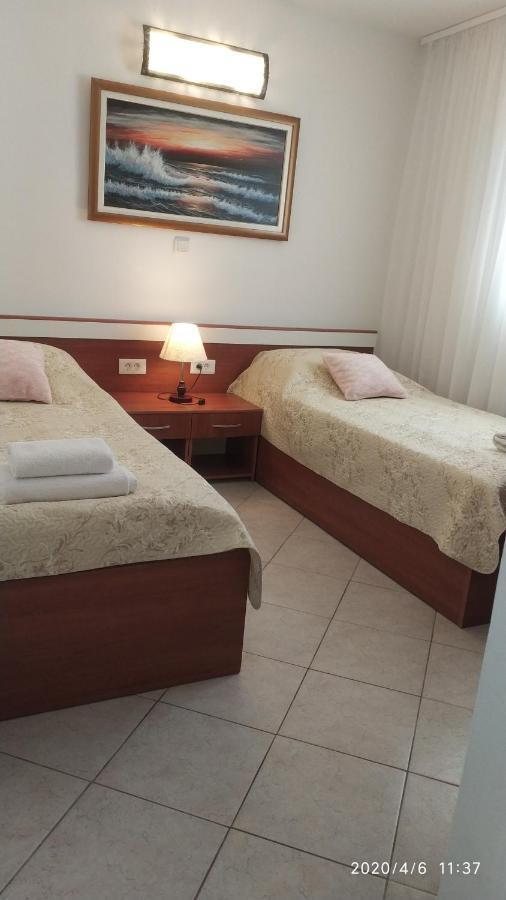 Diklo Beach Apartments Robert & Renata Задар Екстериор снимка