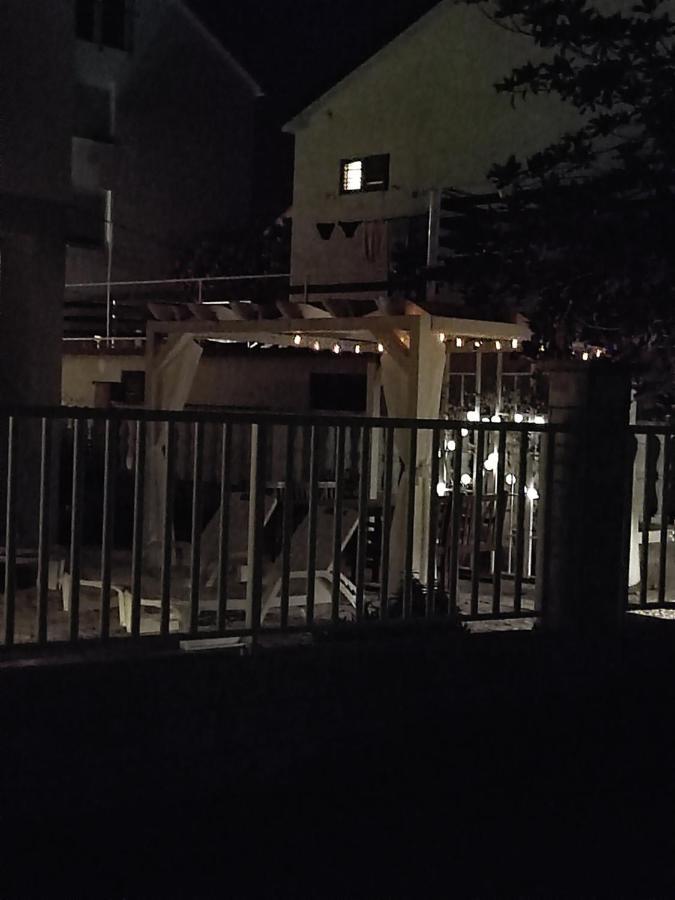 Diklo Beach Apartments Robert & Renata Задар Екстериор снимка