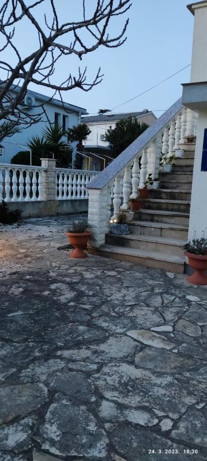 Diklo Beach Apartments Robert & Renata Задар Екстериор снимка