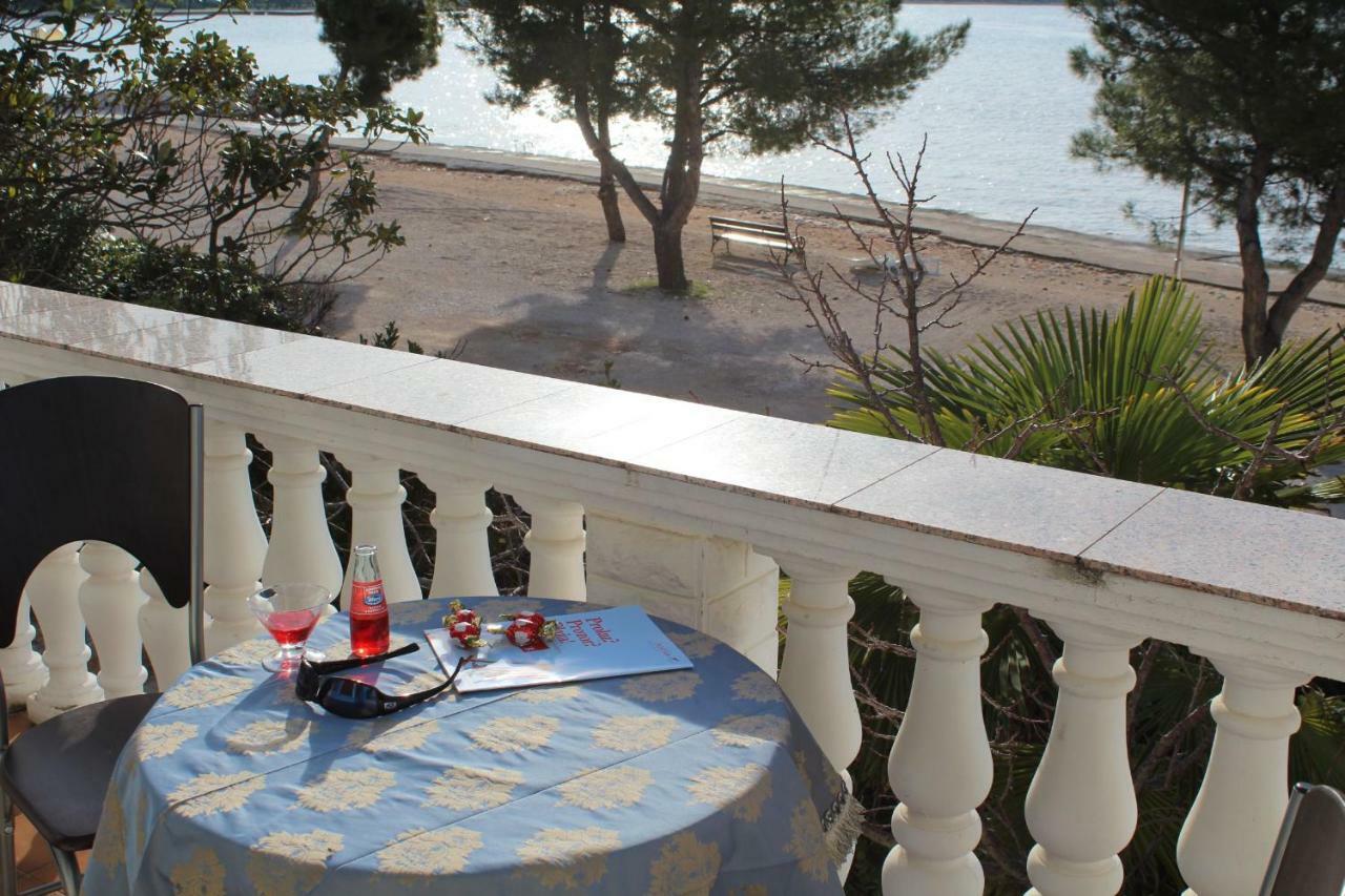 Diklo Beach Apartments Robert & Renata Задар Екстериор снимка